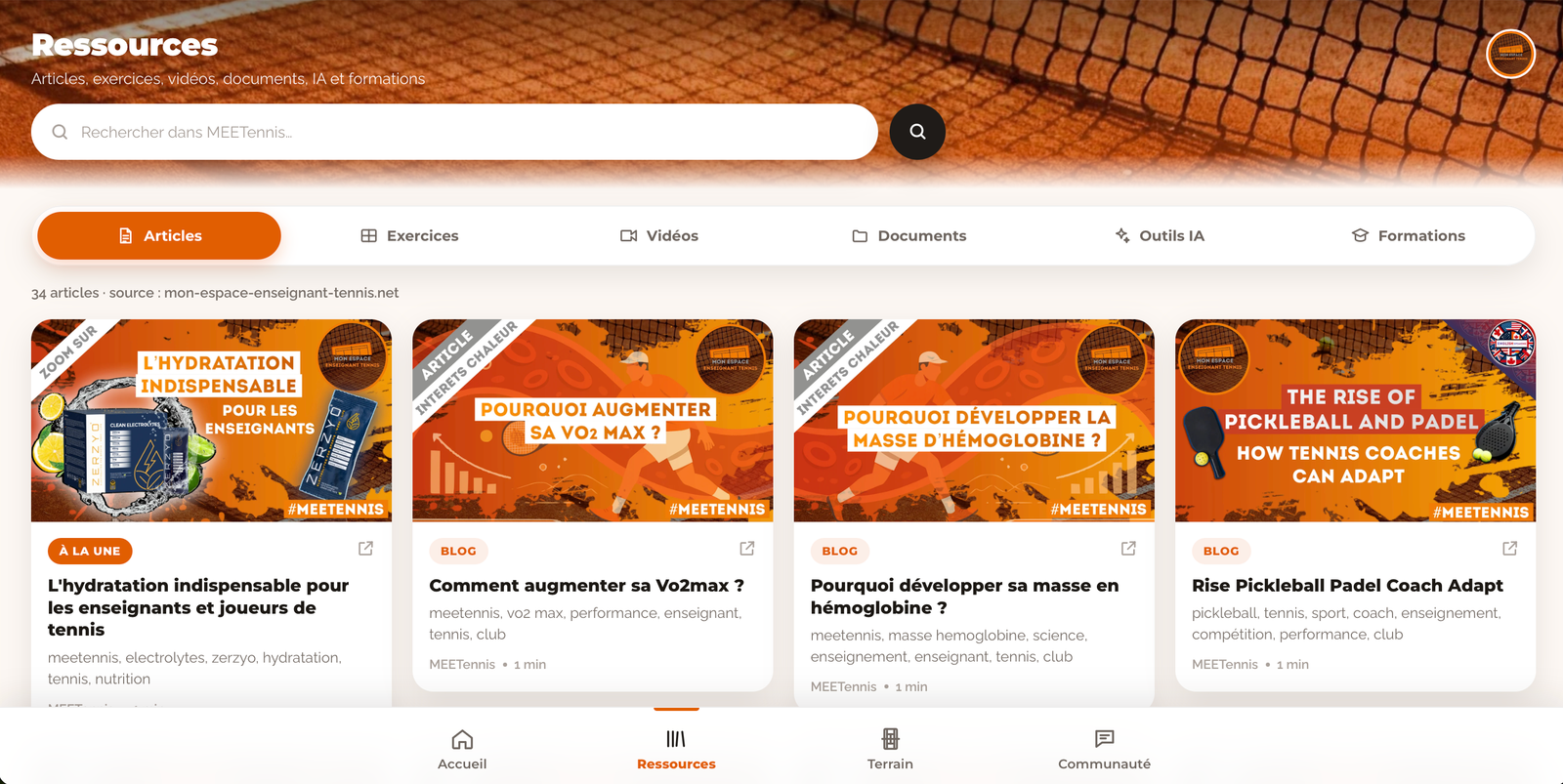 Plus de 100 ressources gratuites, rangées pour le terrain — sur ordinateur